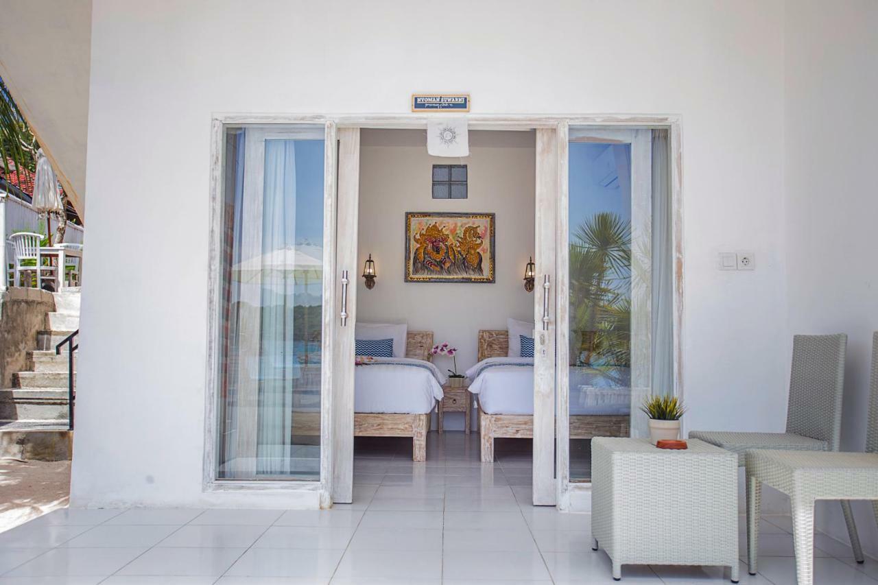 The Waterfront Beach House Нуса Лембонган Екстериор снимка
