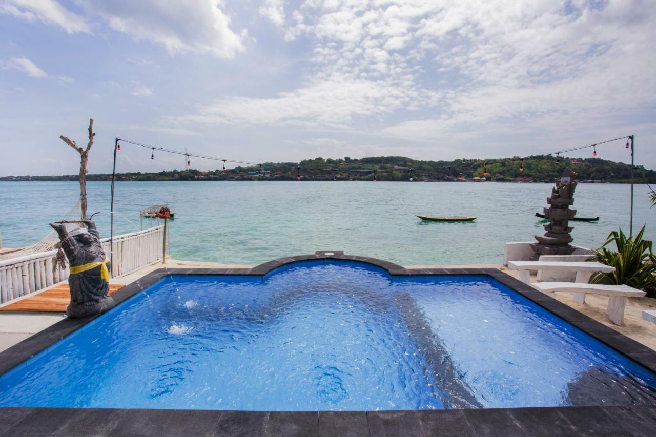 The Waterfront Beach House Нуса Лембонган Екстериор снимка