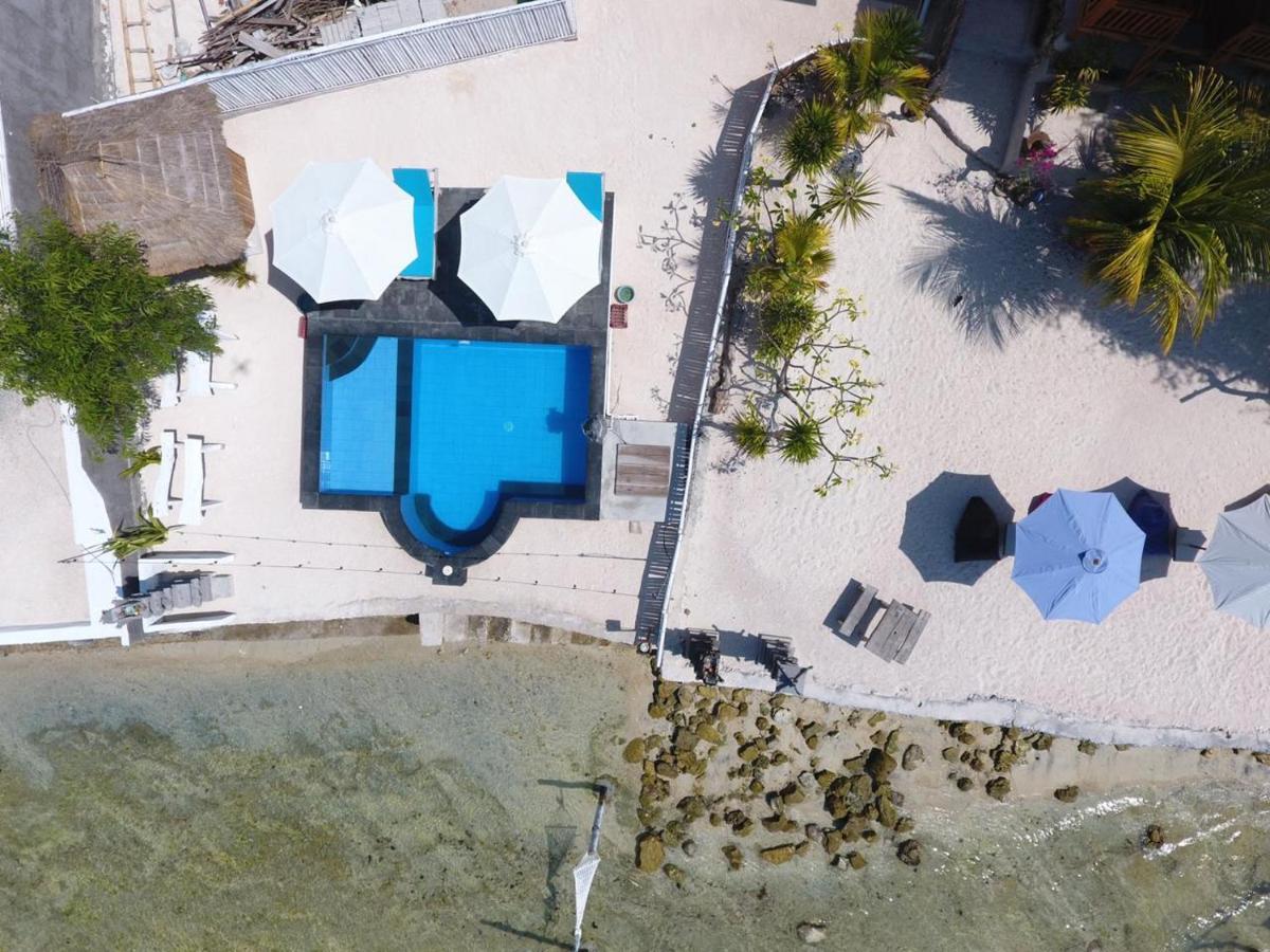 The Waterfront Beach House Нуса Лембонган Екстериор снимка